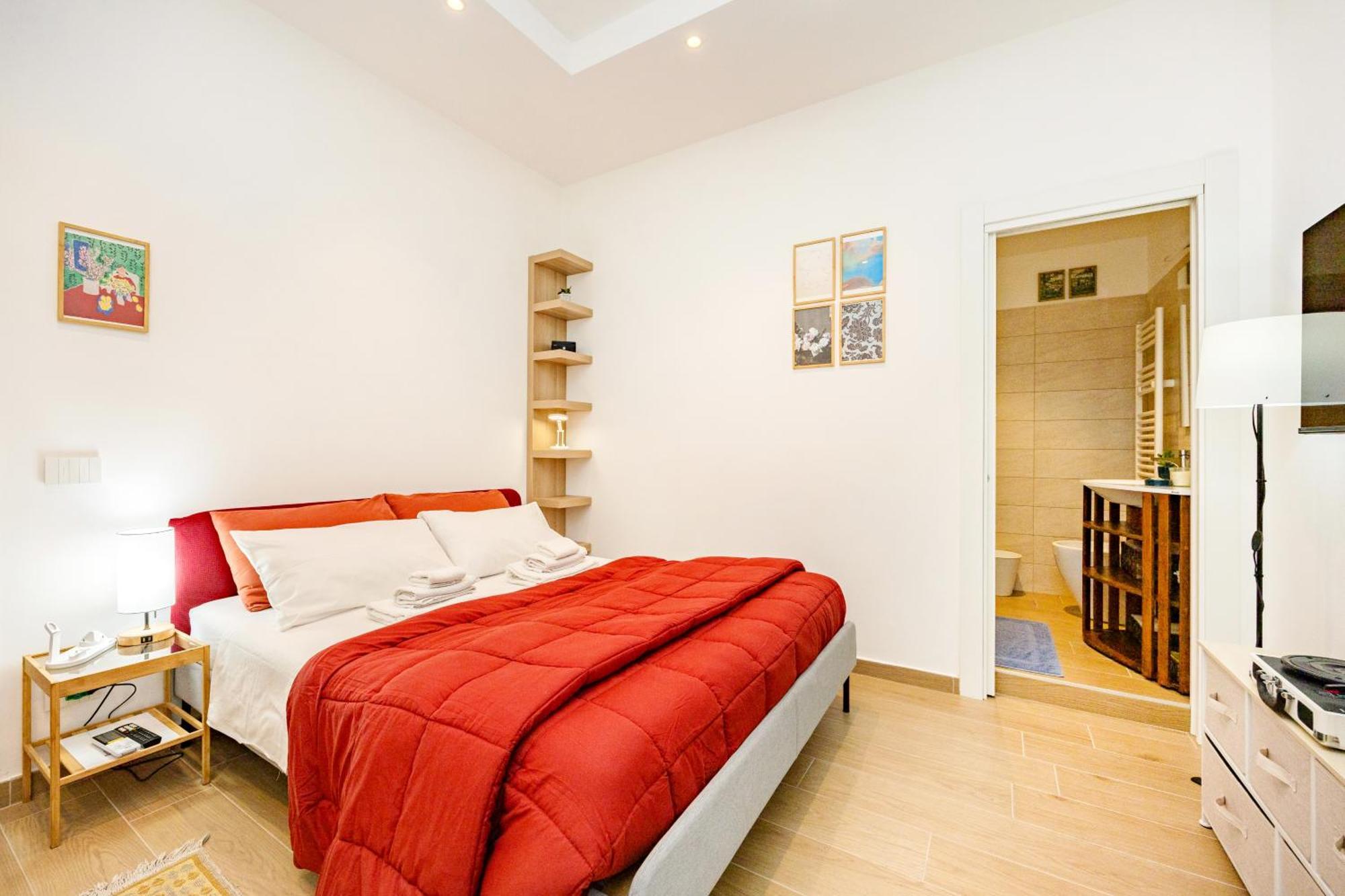 Luminosa Con Bagno Privato Interno - Vicina Metro * Roma